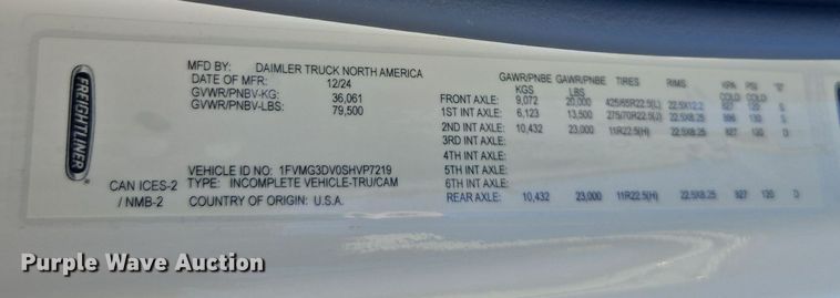 image for item YA1021 2025 Freightliner 114SD hydrovac truck