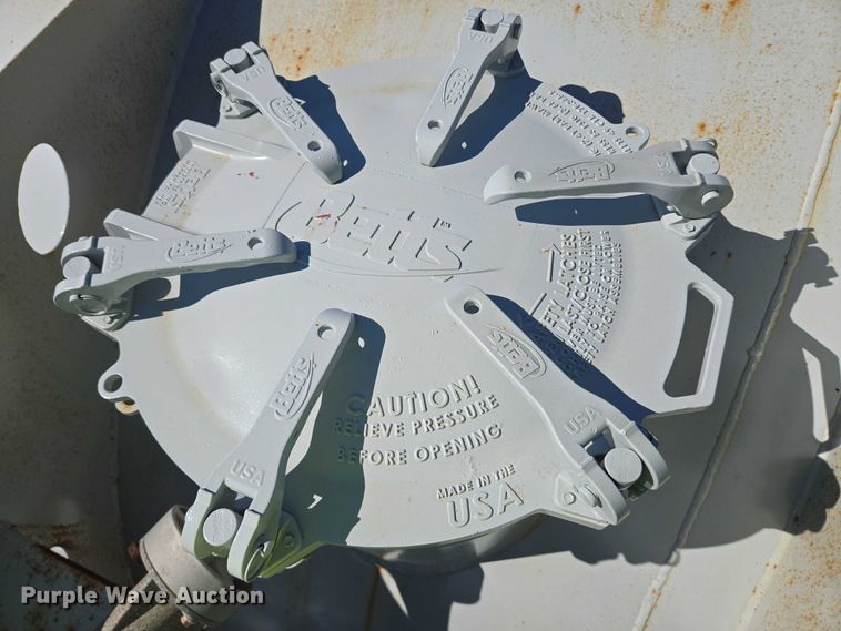 image for item YA1058 2022 Gallegos pneumatic dry bulk trailer