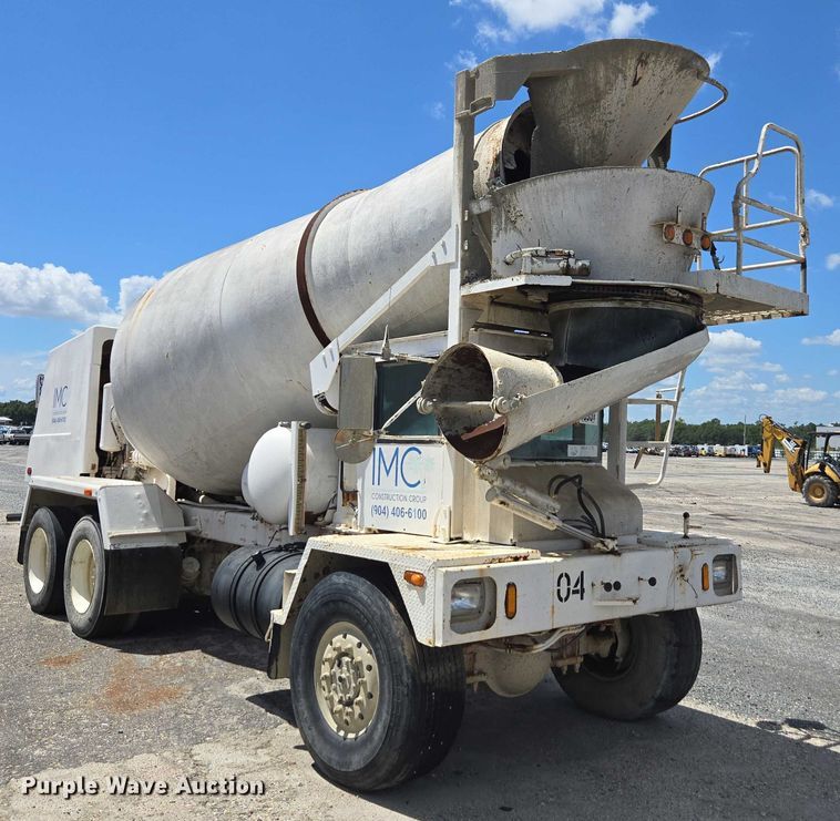 image for item YA1059 2005 Terex Advance ready mix truck