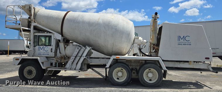image for item YA1059 2005 Terex Advance ready mix truck