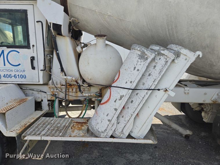 image for item YA1059 2005 Terex Advance ready mix truck