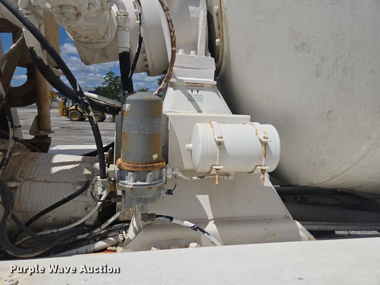 image for item YA1059 2005 Terex Advance ready mix truck