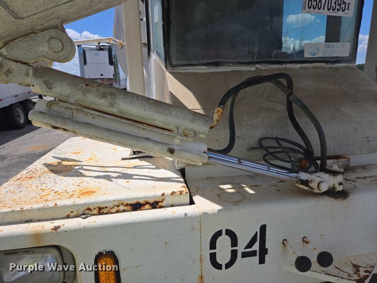 image for item YA1059 2005 Terex Advance ready mix truck