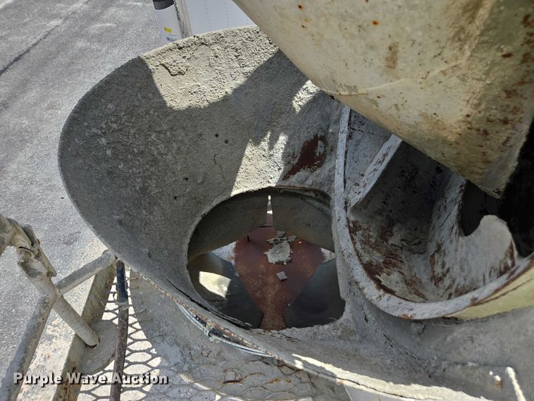 image for item YA1059 2005 Terex Advance ready mix truck