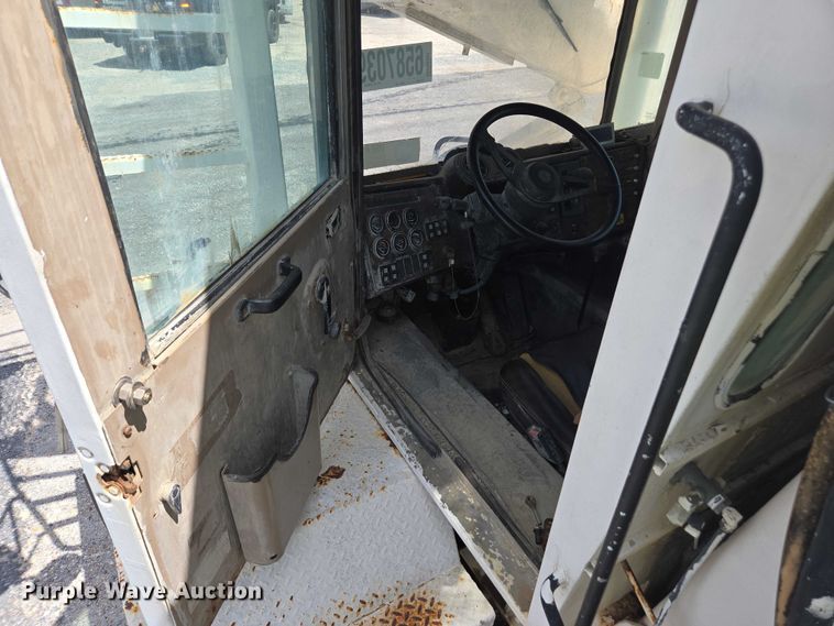 image for item YA1059 2005 Terex Advance ready mix truck