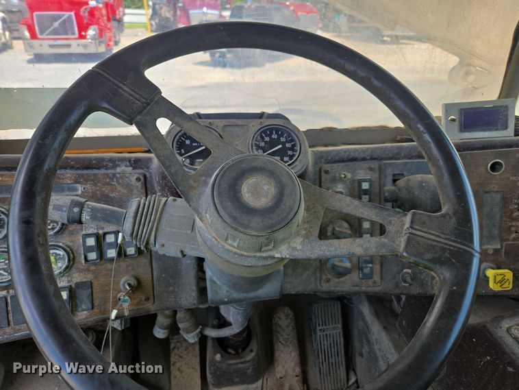 image for item YA1059 2005 Terex Advance ready mix truck