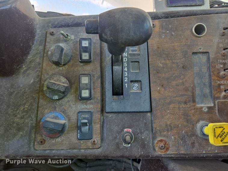 image for item YA1059 2005 Terex Advance ready mix truck