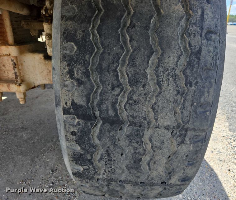 image for item YA1059 2005 Terex Advance ready mix truck