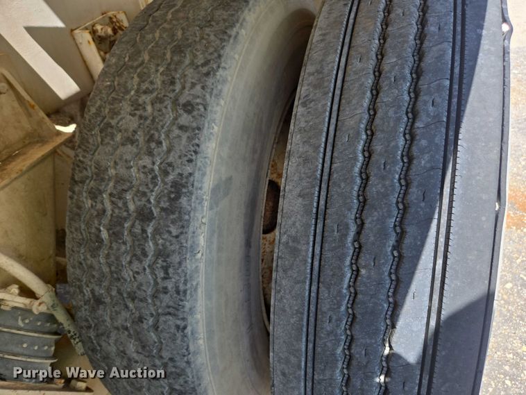 image for item YA1059 2005 Terex Advance ready mix truck