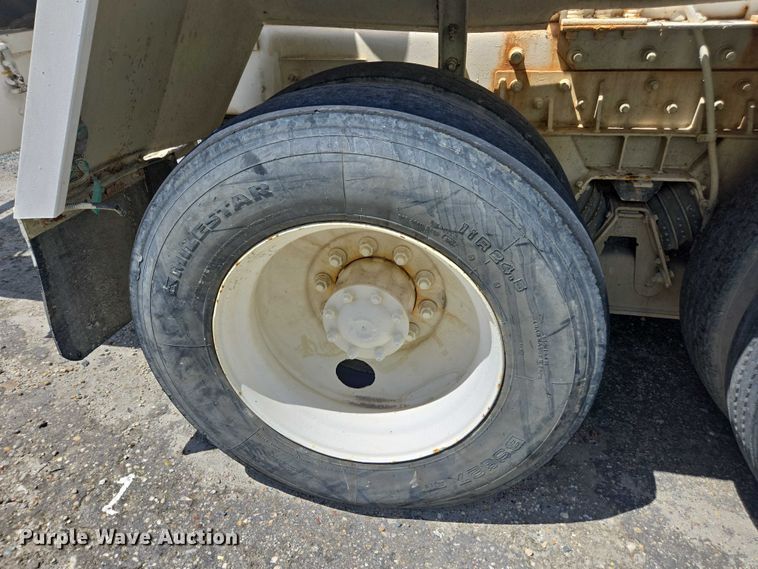 image for item YA1059 2005 Terex Advance ready mix truck