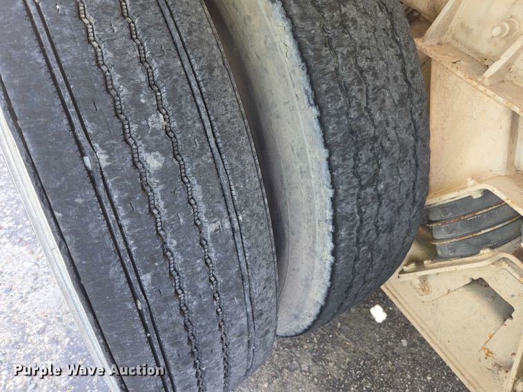 image for item YA1059 2005 Terex Advance ready mix truck