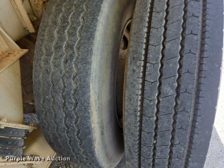 image for item YA1059 2005 Terex Advance ready mix truck