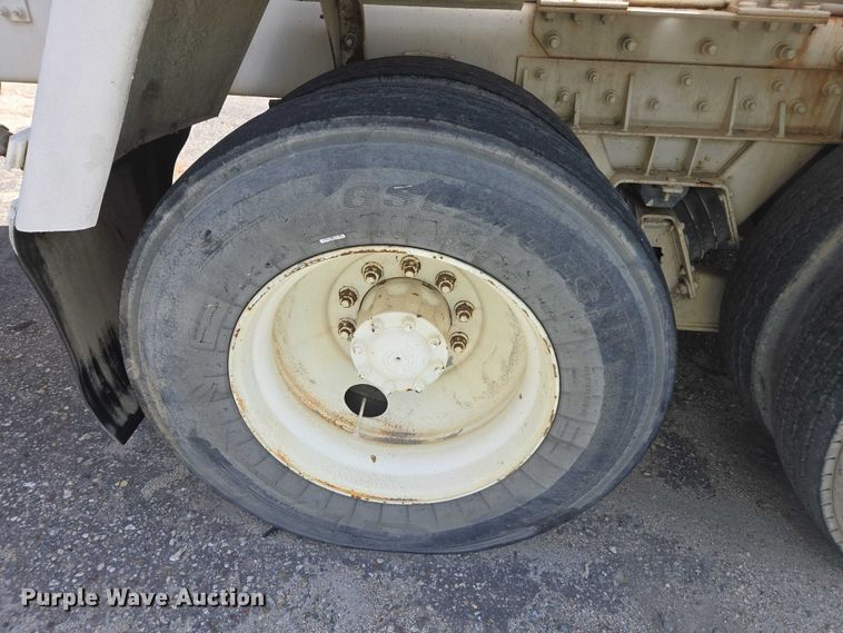 image for item YA1059 2005 Terex Advance ready mix truck