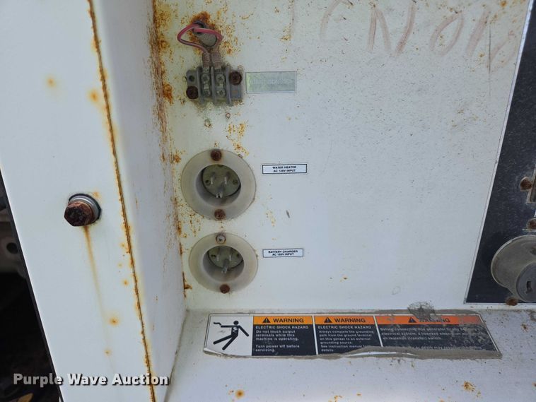 image for item YA1061 2005 MQ Power Whisperwatt generator