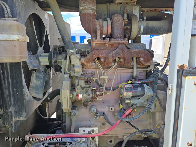 image for item YA1061 2005 MQ Power Whisperwatt generator