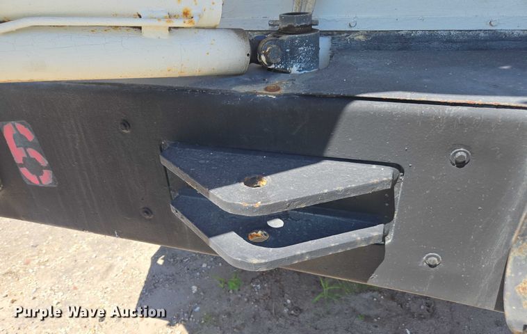 image for item YA1062 2001 Oshkosh S-Series ready mix truck