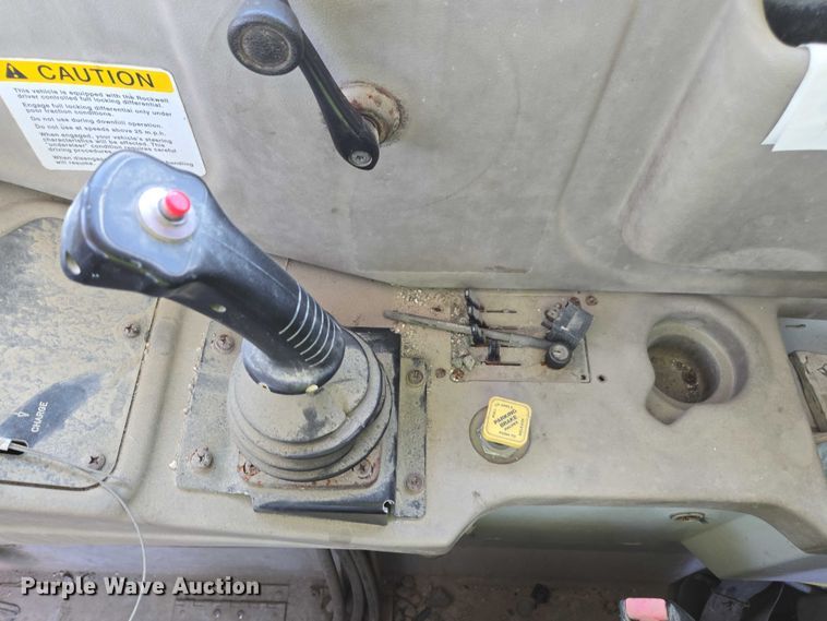 image for item YA1062 2001 Oshkosh S-Series ready mix truck