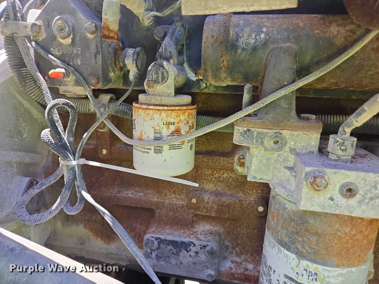 image for item YA1062 2001 Oshkosh S-Series ready mix truck