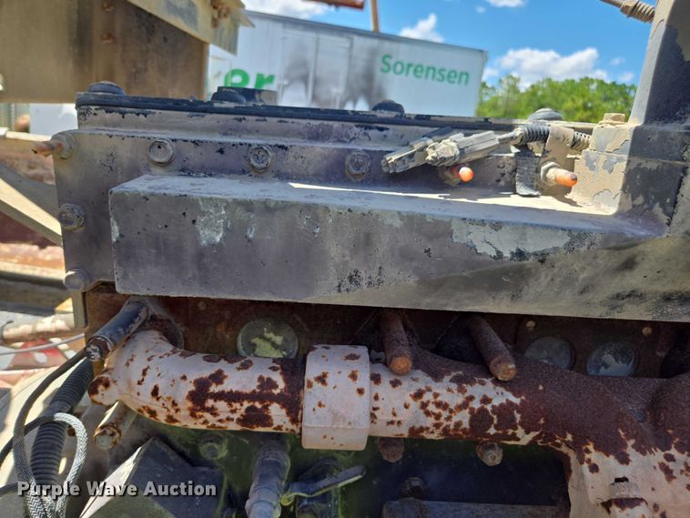 image for item YA1062 2001 Oshkosh S-Series ready mix truck