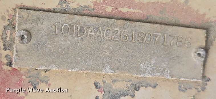 image for item YA1062 2001 Oshkosh S-Series ready mix truck