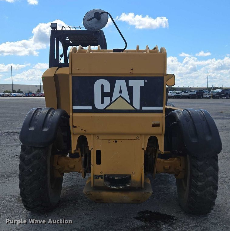 image for item YA1063 2005 Caterpillar TH580B telehandler