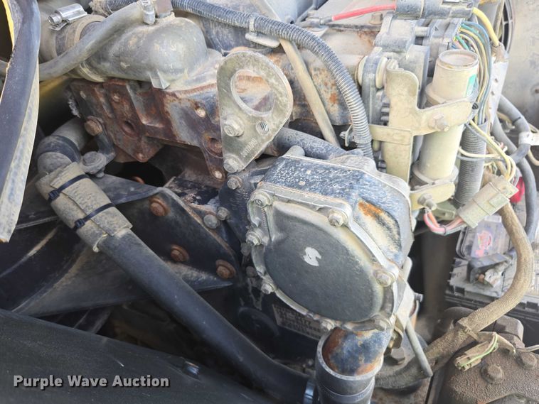 image for item YA1063 2005 Caterpillar TH580B telehandler