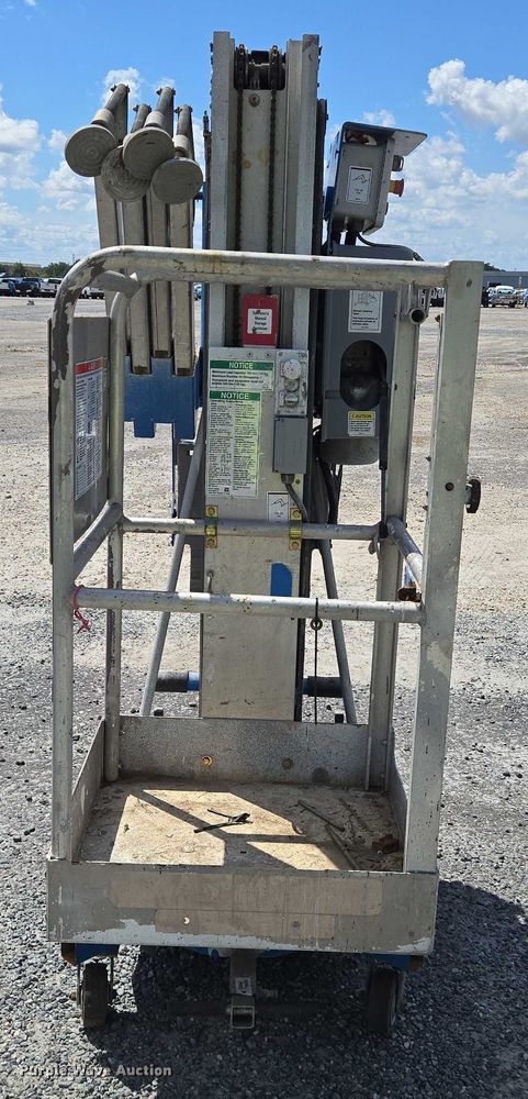 image for item YA1064 2018 Genie AWP-30S vertical lift