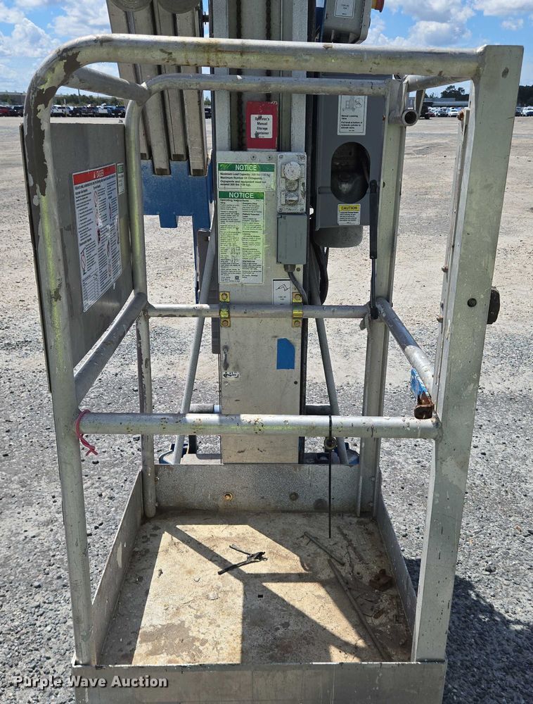 image for item YA1064 2018 Genie AWP-30S vertical lift