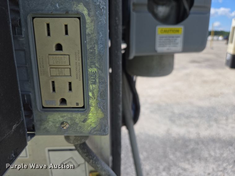 image for item YA1064 2018 Genie AWP-30S vertical lift