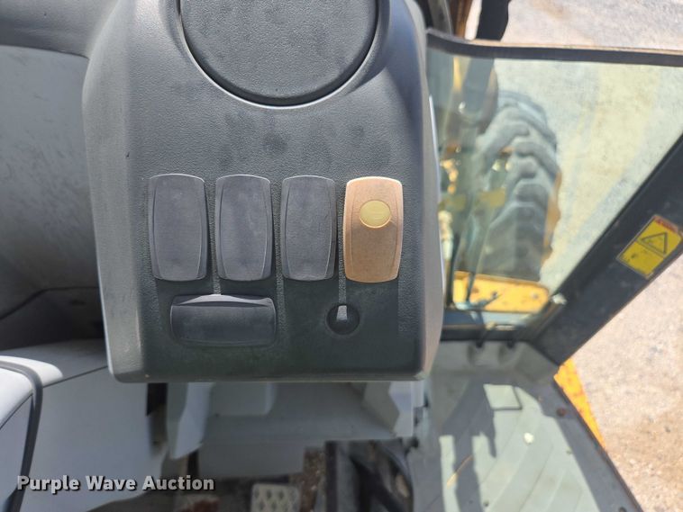 image for item YA1065 2008 Caterpillar 420E IT backhoe