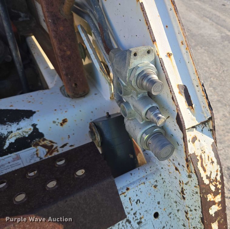 image for item YA1067 2006 Bobcat S150 skid steer loader