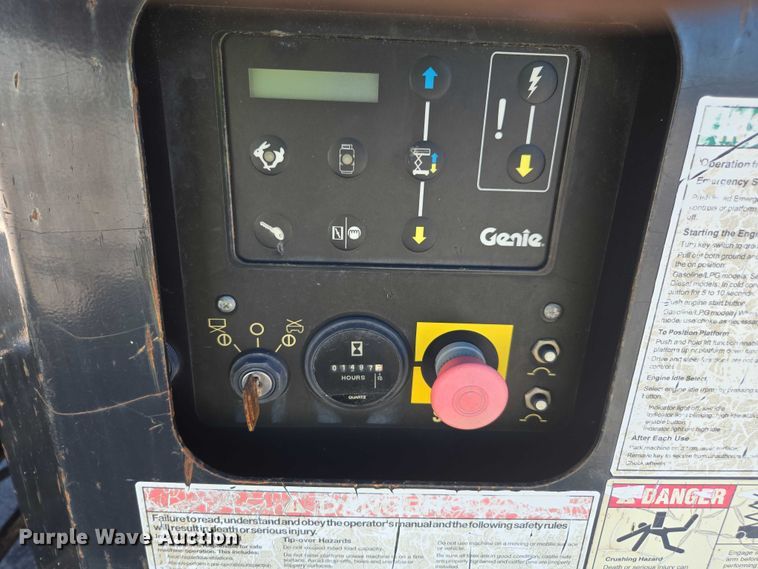 image for item YA1068 2014 Genie GS-3369 RT scissor lift