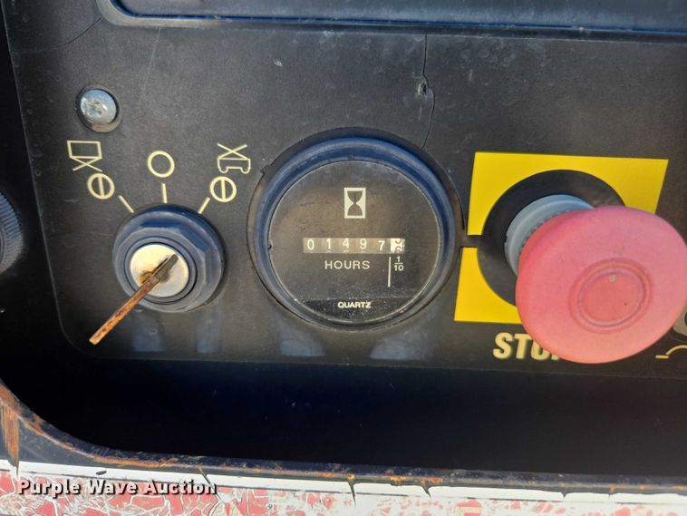 image for item YA1068 2014 Genie GS-3369 RT scissor lift