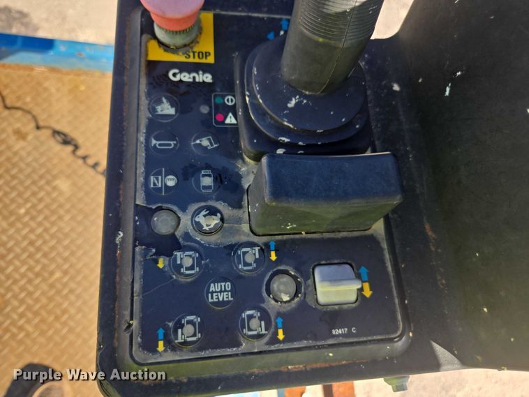 image for item YA1068 2014 Genie GS-3369 RT scissor lift