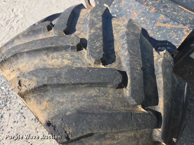 image for item YA1068 2014 Genie GS-3369 RT scissor lift