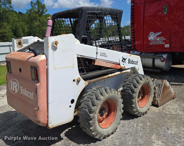 image for item YA1069 2002 Bobcat 763 skid steer loader