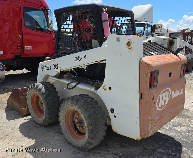 image for item YA1069 2002 Bobcat 763 skid steer loader