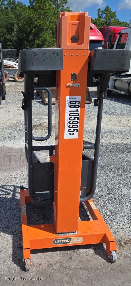 image for item YA1070 2018 JLG FT70 vertical lift