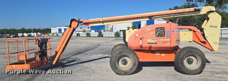 image for item YA1072 2011 JLG 600AJ boom lift