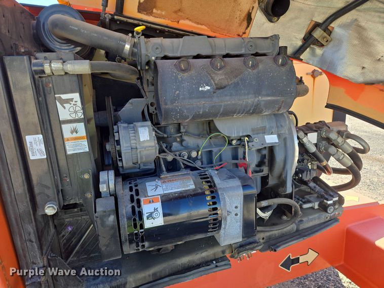 image for item YA1072 2011 JLG 600AJ boom lift