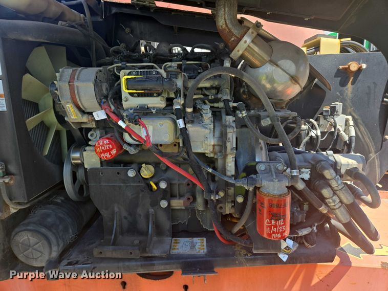 image for item YA1073 2014 JLG 600AJ boom lift