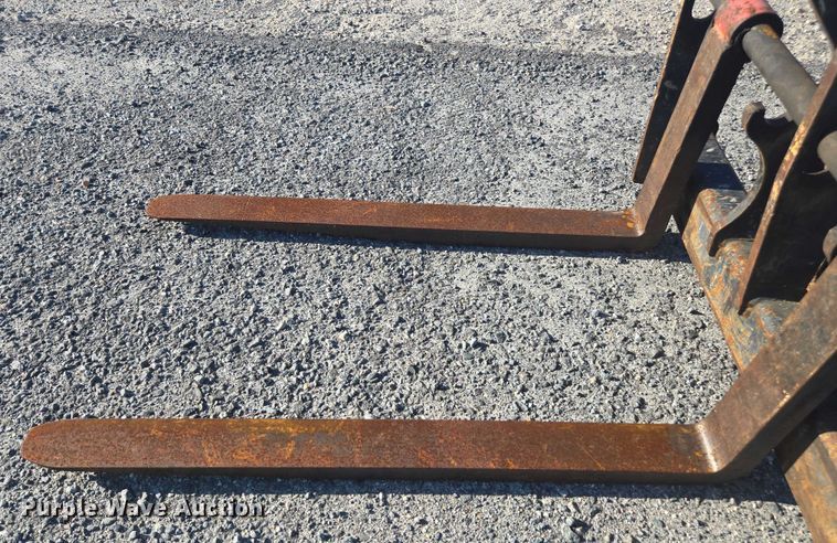 image for item YA1074 2015 Genie GTH-844 telehandler