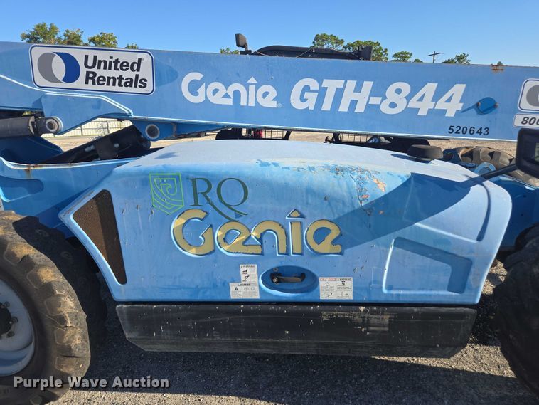 image for item YA1074 2015 Genie GTH-844 telehandler