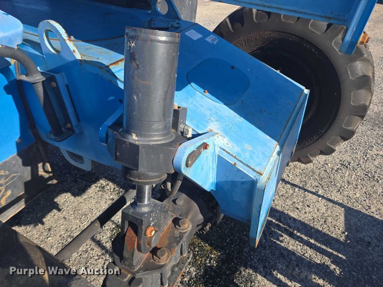 image for item YA1074 2015 Genie GTH-844 telehandler