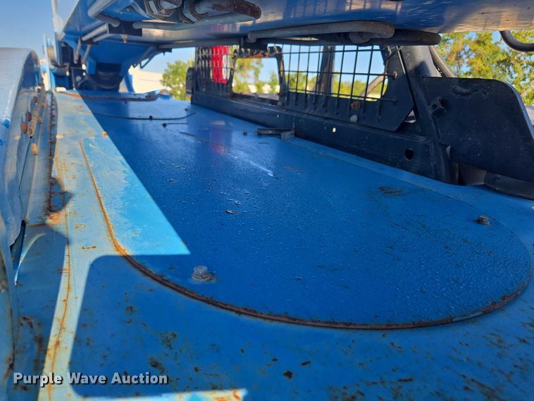 image for item YA1074 2015 Genie GTH-844 telehandler