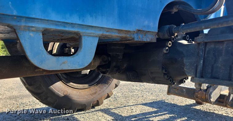 image for item YA1074 2015 Genie GTH-844 telehandler