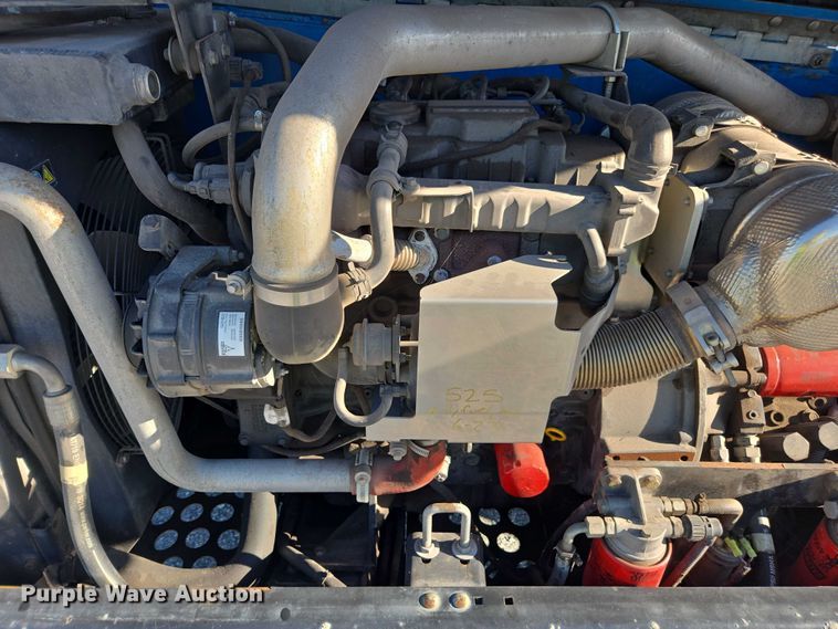 image for item YA1074 2015 Genie GTH-844 telehandler