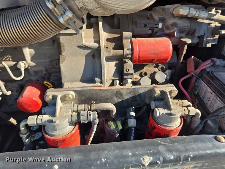 image for item YA1074 2015 Genie GTH-844 telehandler