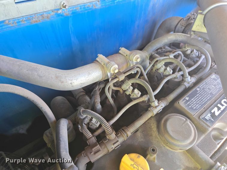 image for item YA1074 2015 Genie GTH-844 telehandler