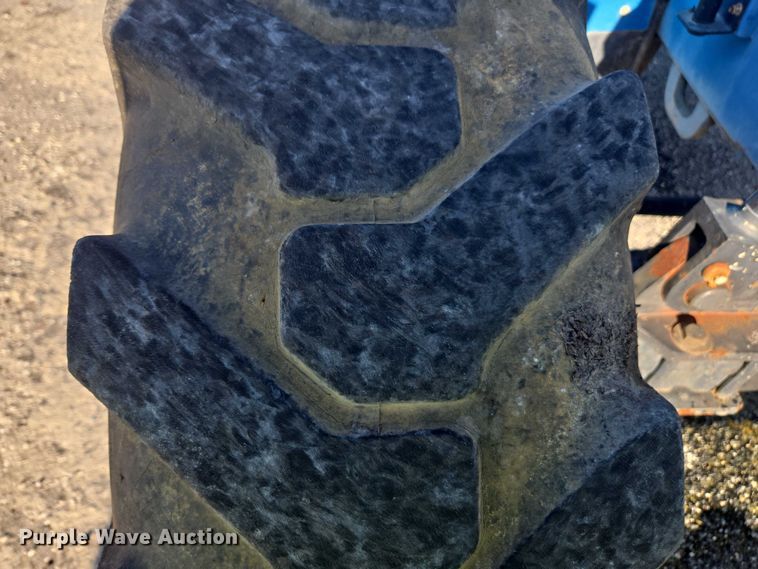 image for item YA1074 2015 Genie GTH-844 telehandler